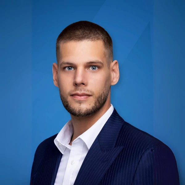 Fazekas Bálint / Vöröskő Kft. / Euronics